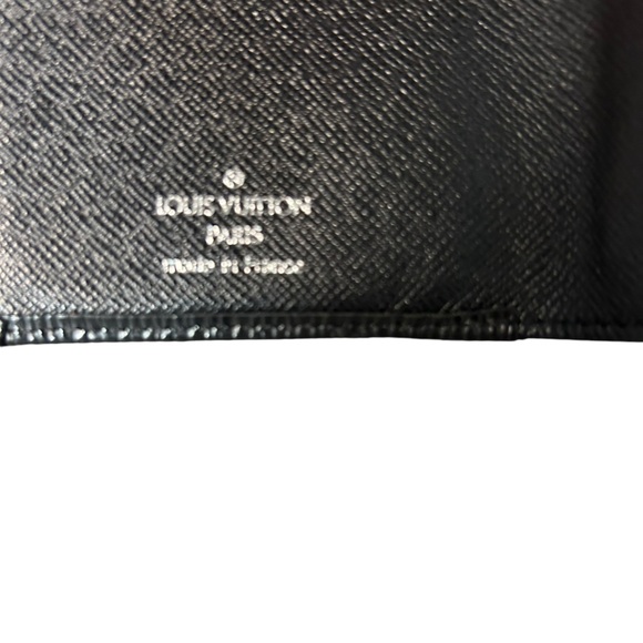 Louis Vuitton black Epi Koala lock trifold mens or women’s unisex wallet - Picture 9 of 10
